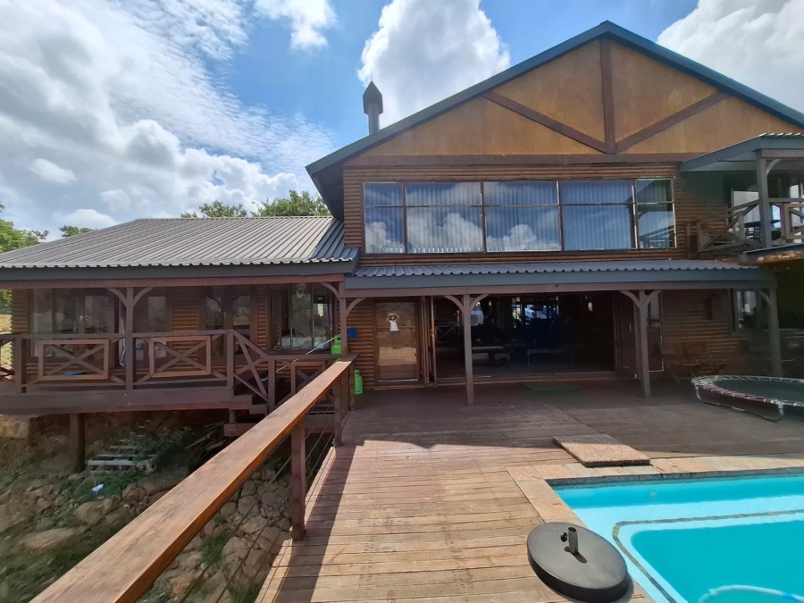 5 Bedroom Property for Sale in Waterkloof East North West